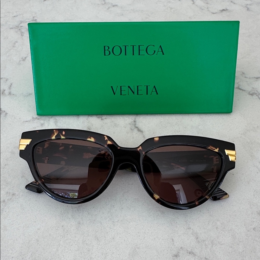 Bottega Veneta Cat Eye Sunglasses - BV1035S-002 - Picture 9 of 9